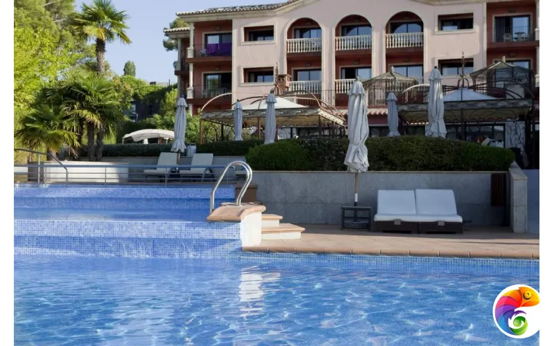 VIDREPUR COLORS NIEBLA AZUL TURQUESA (2.5х2.5) 31.5х31.5