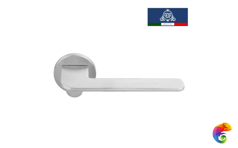 Дверная ручка на розетке Slim